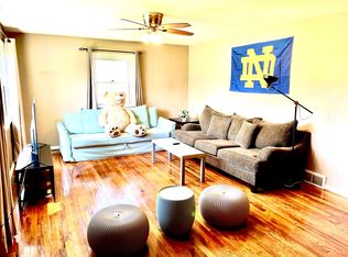 2703 Corby Blvd, South Bend, IN 46615