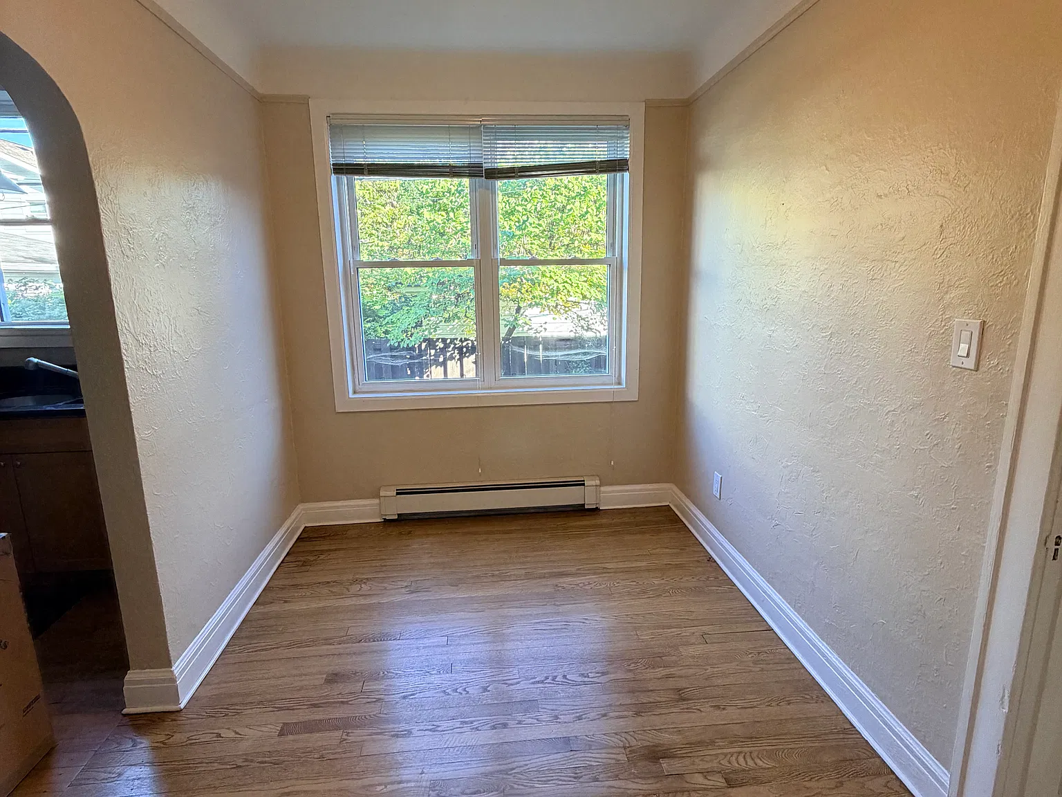 1 bed, 800 sqft, $1,500 — Photo 3