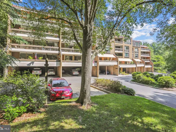 4974 Sentinel Dr Unit 13-305, Bethesda, MD 20816