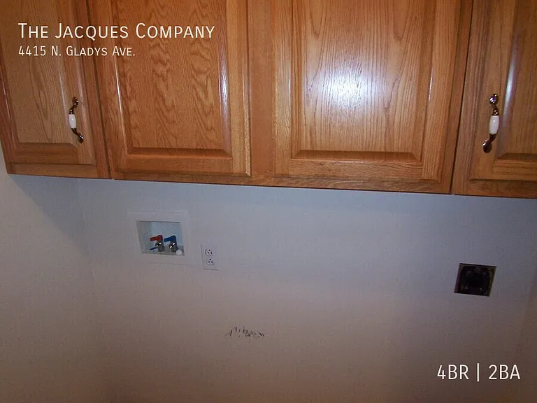 4415 N Gladys Ave — Photo 5