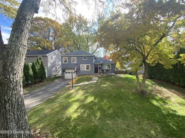 2052 Baker Avenue, Schenectady, NY 12309