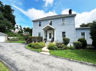 37 Lynton Pl, White Plains, NY 10606