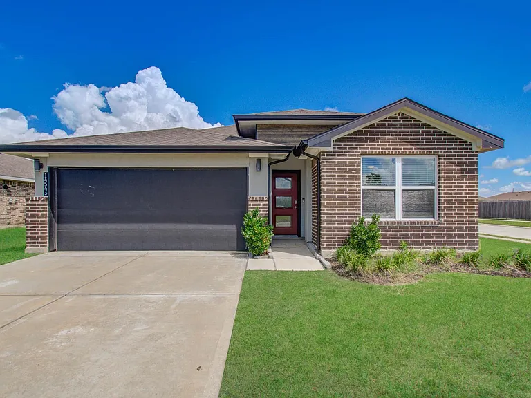 14543 Rain Tree Dr — Photo 1