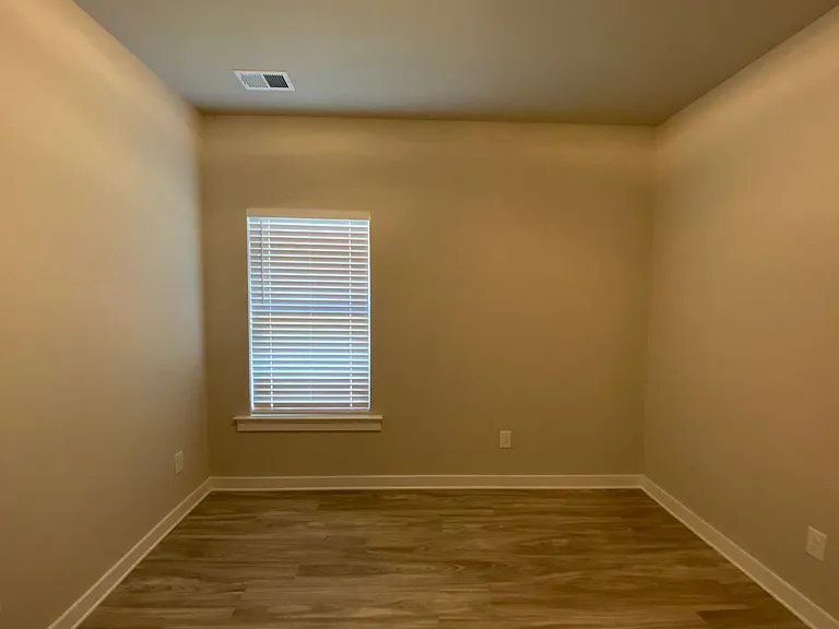 540 Ridgeview Cir — Photo 12