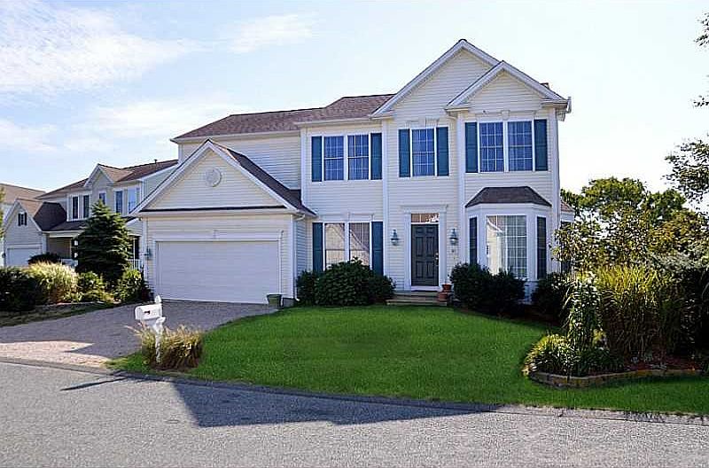 61 Schooner Cove Ln Narragansett RI 02882 Zillow