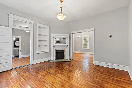 723 E Henry St #A — Photo 17