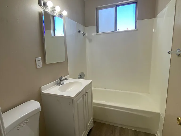 120 E Wilken Way #4 — Photo 4