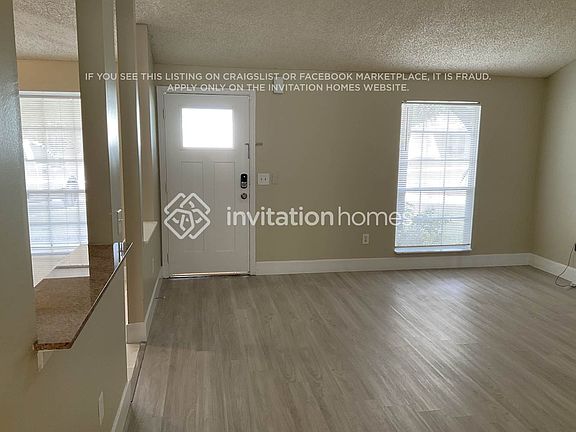 4th image of 5057 Silver Maple Ln