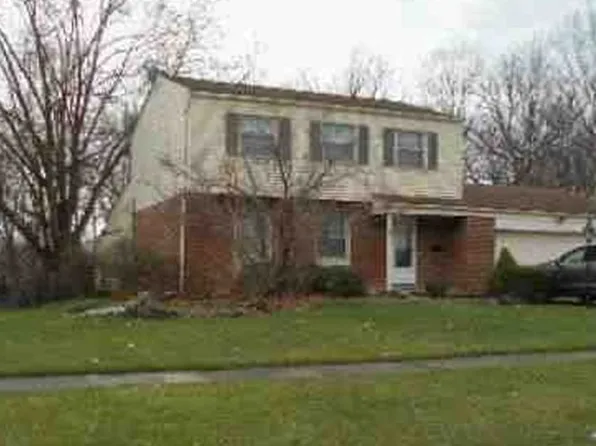 5601 Sequoia Dr, Parma, OH 44134