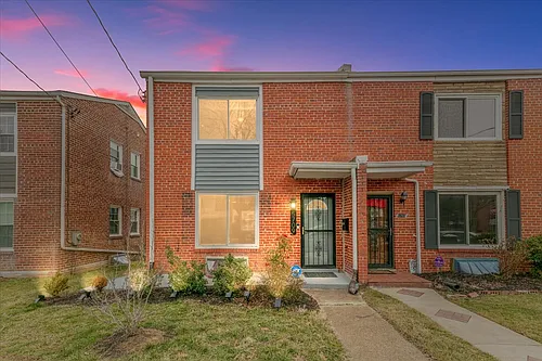 5709 5th St NE Photo 1