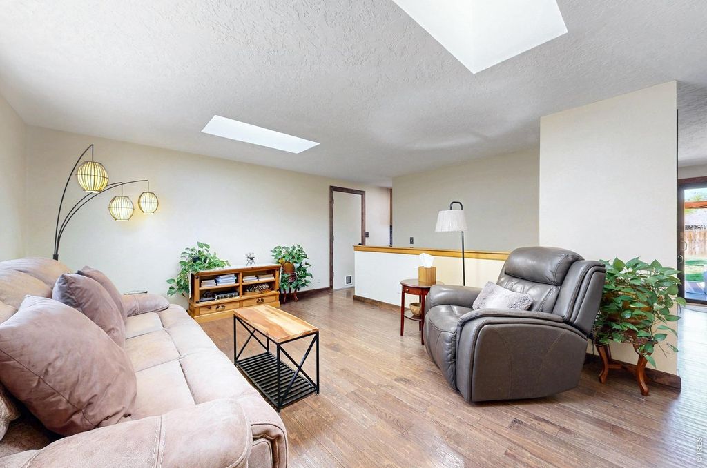 5521 Gabriel Dr