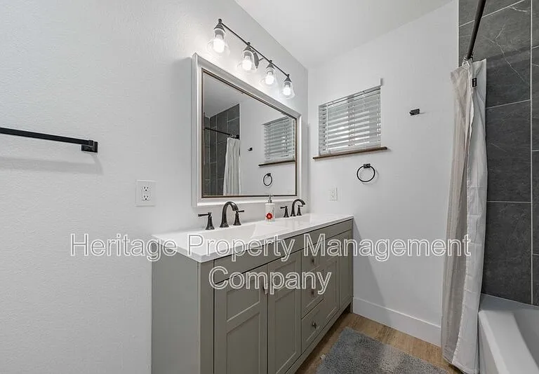 784 Hill Top Dr — Photo 18