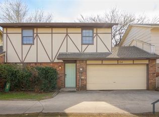 8300 NW 10th St APT 134, Oklahoma City, OK 73127