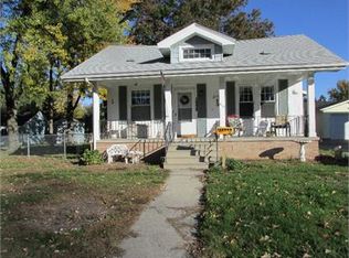 613 Nebobish Ave, Bay City, MI 48708