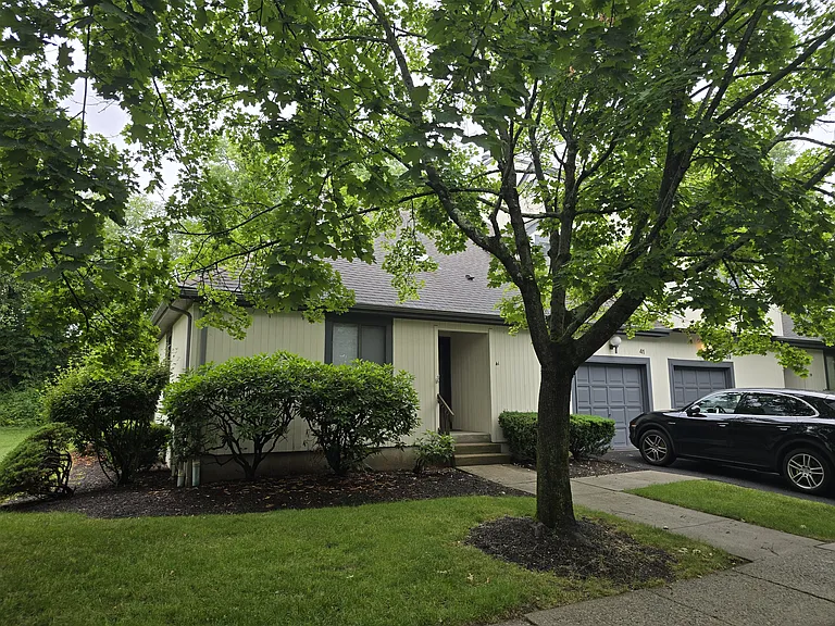 41 Arbor Cir — Photo 19
