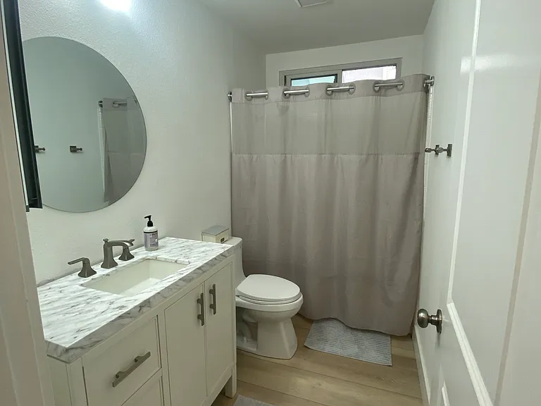 1814 Lake St — Photo 14