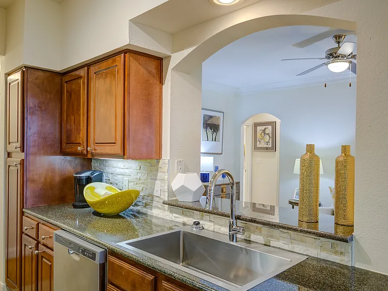 Renaissance at Preston Hollow — Photo 22