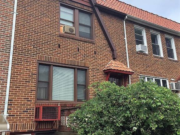 2nd image of 1957 E 27th St