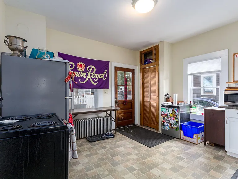 6 Adams St — Photo 37