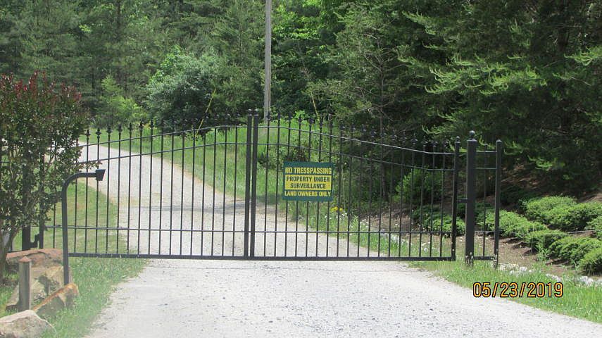 2nd image of Bear Branch Rd