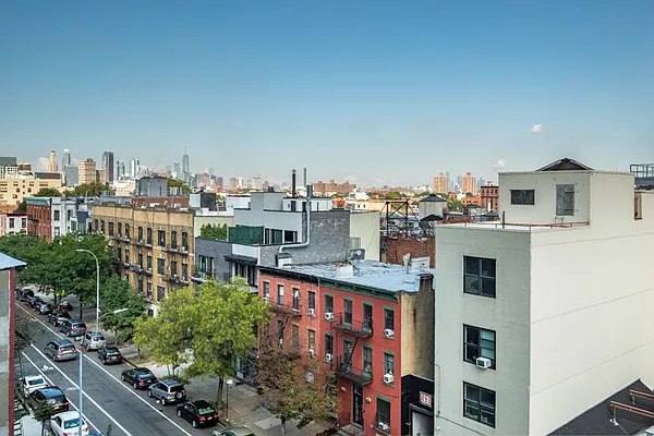 Sold by Industrie Residential | media 8