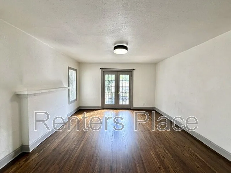 1 bed, 1.0 bath, 705 sqft, $995 — Photo 3