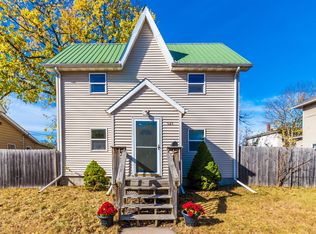 521 Avon St, La Crosse, WI 54603