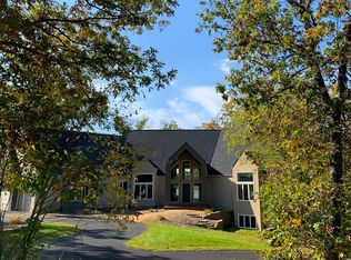 18631 Knollwood Cir, Lakeville, MN 55044