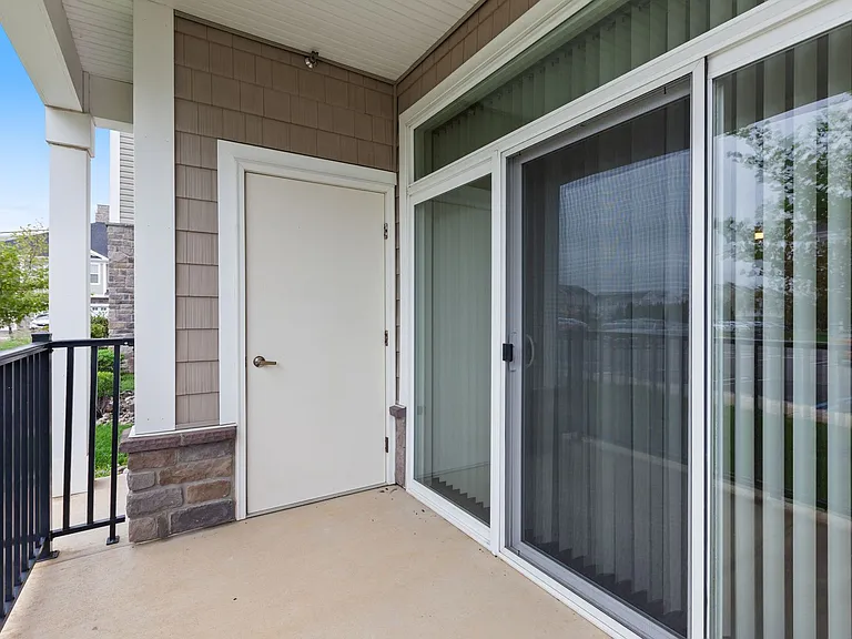 Essex Chase Apartments — Photo 32