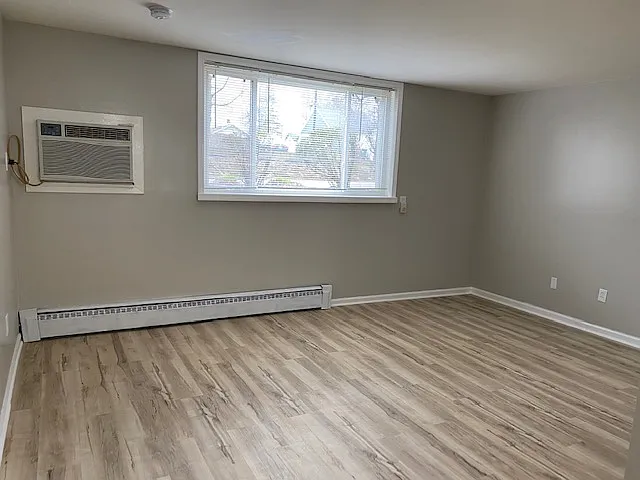 54 College Ave #1-2 — Photo 6