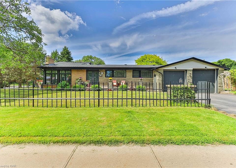 6807 Huggins St, Niagara Falls, ON L2J 1H9 MLS 40599859 Zillow