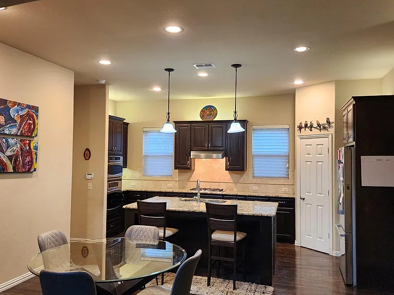 10082 Drawbridge Dr — Photo 5