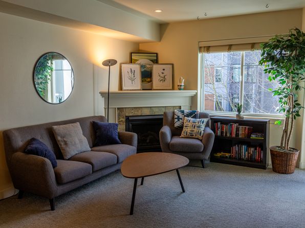 1545 NW 57th St Unit 330