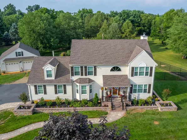 26 Spring Hill Dr, Woolwich Township, NJ 08085