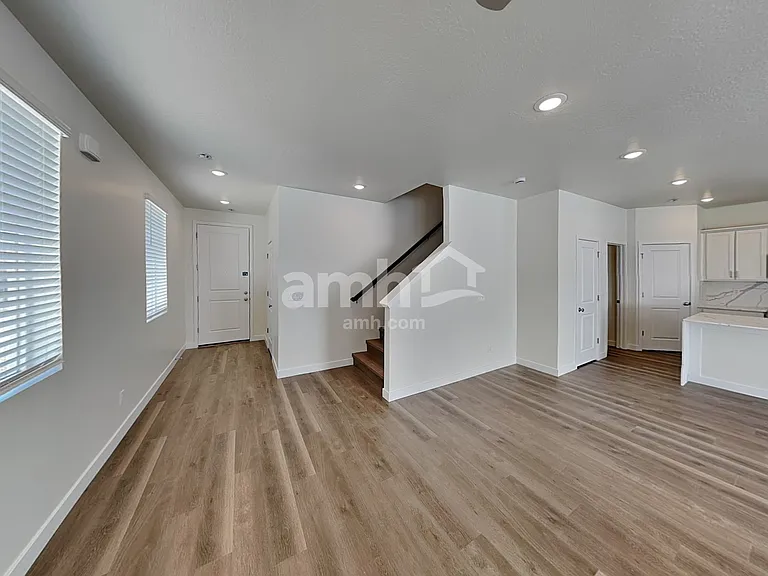 8942 S John Annie Ln — Photo 7
