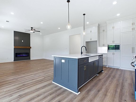 5th image of 4841 Coronell Way