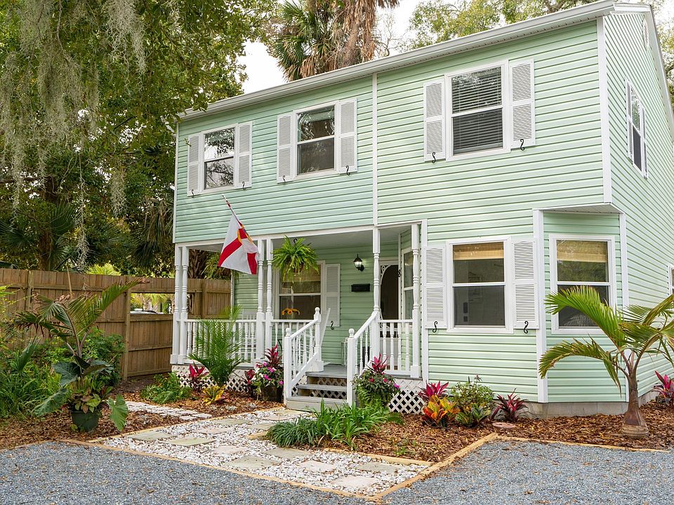 1st image of 8 Coleman Dr