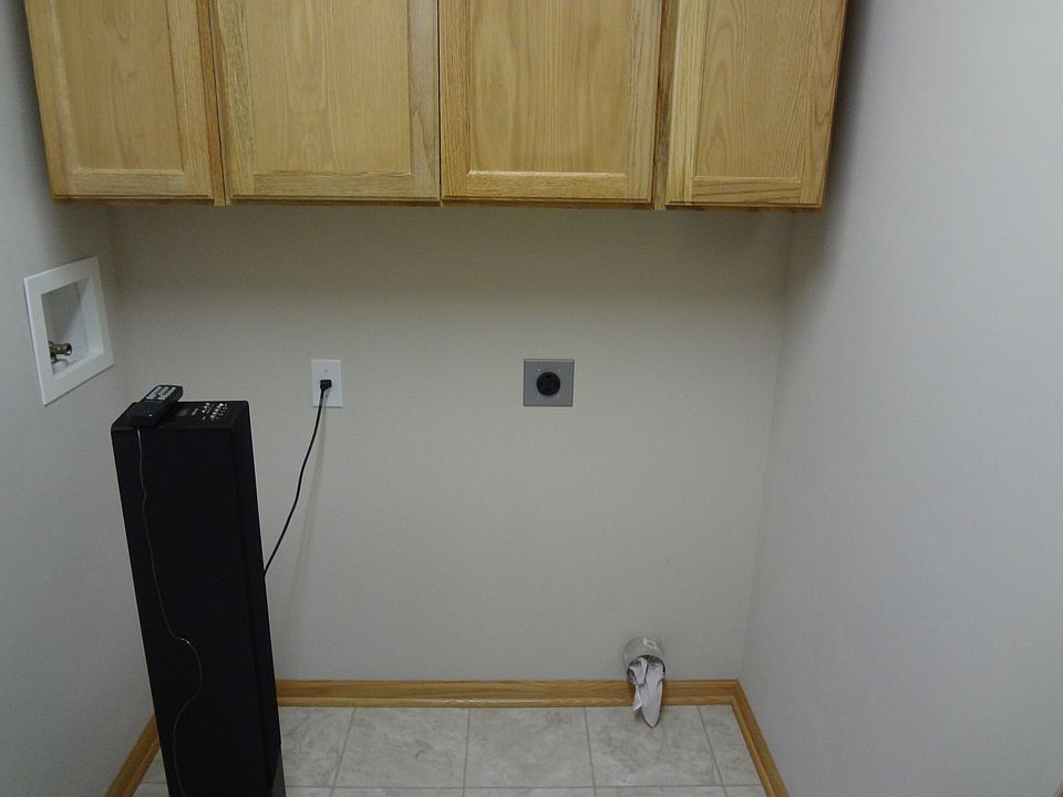 Laundry room off of kitchen