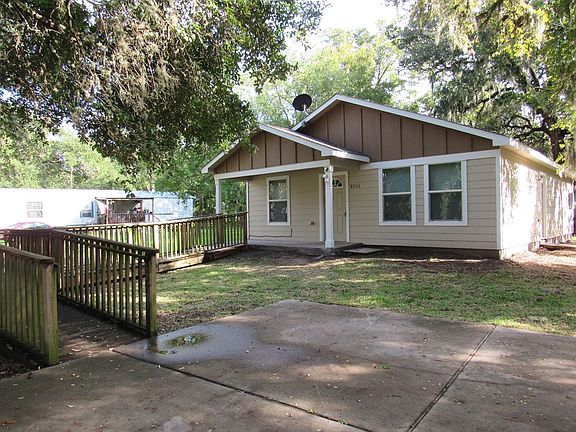 4th image of 3304 Pearl Dr