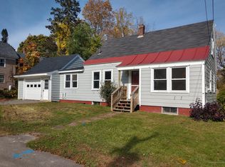 55 High St, Waterville, ME 04901
