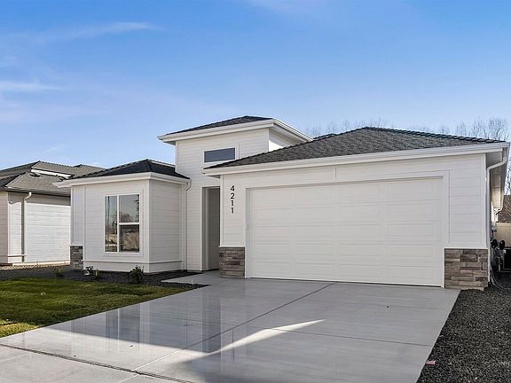 2nd image of 4211 Tropic Way