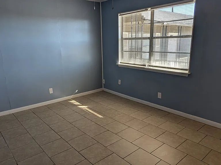 4308 Zephyr Rd — Photo 9