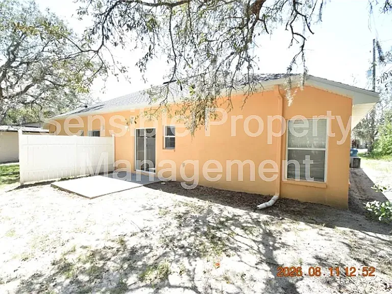 7411 Canterbury St — Photo 31
