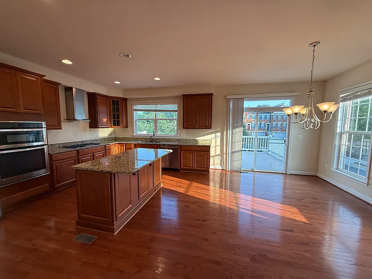 6257 Casdin Dr — Photo 14