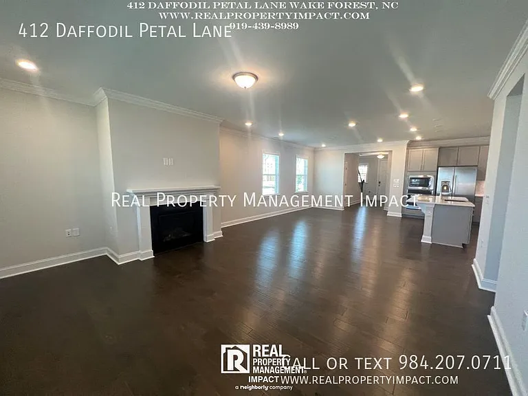 412 Daffodil Petal Ln — Photo 24