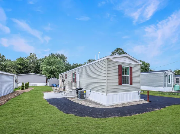 19 Cottonwood Lane, Merrimack, NH 03054