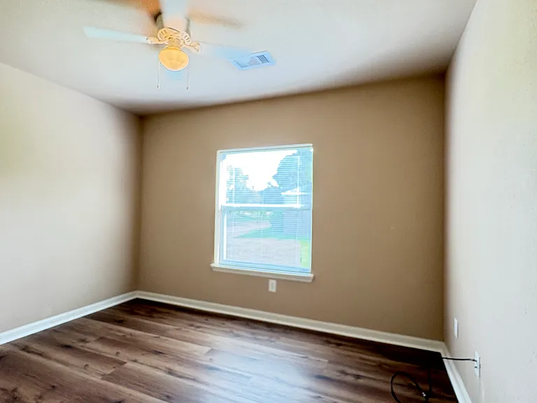 3310 Band Rd — Photo 4