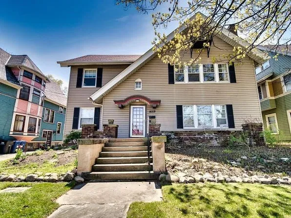16719 Clifton Blvd, Lakewood, OH 44107