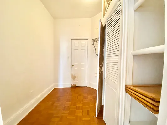 Rented by EastMount Realty LLC | media 11