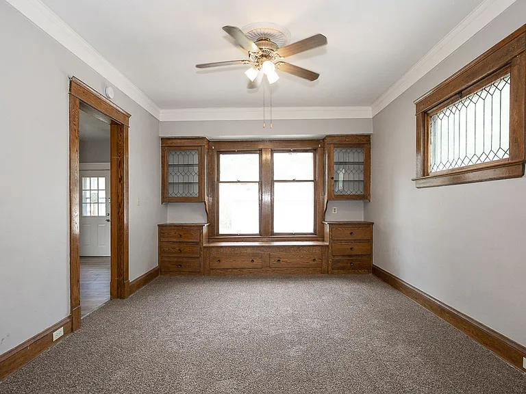 15401 Grovewood Ave — Photo 5